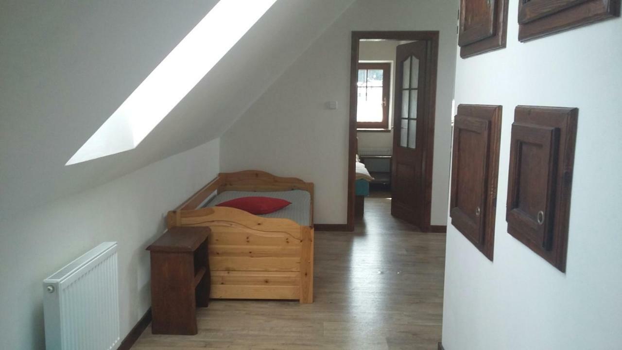 Apartment Nedrik โรกีนีซ นัด ยีเซอโร ภายนอก รูปภาพ
