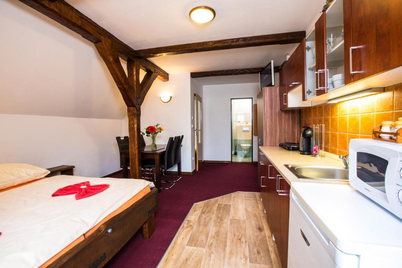 Apartment Nedrik โรกีนีซ นัด ยีเซอโร ภายนอก รูปภาพ